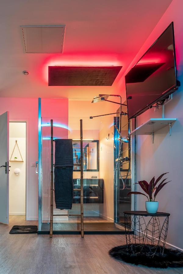 Suite L'Echappee - Maison Romantique - Spa & Sauna Privatif- Pole Dance - Lit Rond Avec Miroir Au Plafond Pezarches Exterior foto